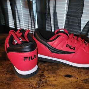 Fila sneakers